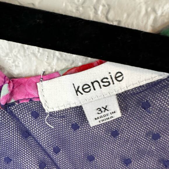 Kensie Floral Navy Blue Blouse 3X - Picture 3 of 4
